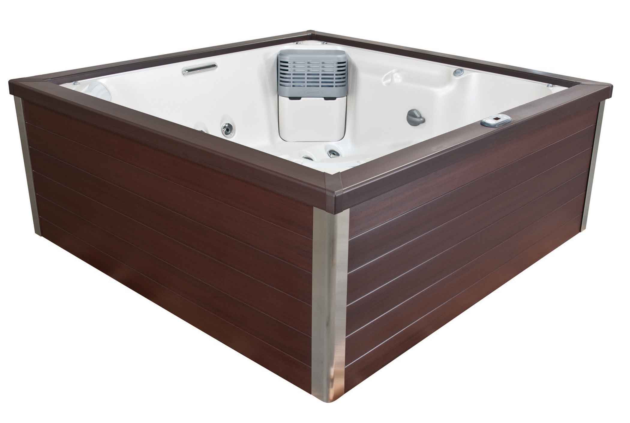 jacuzzi J-LXL in Langford, BC