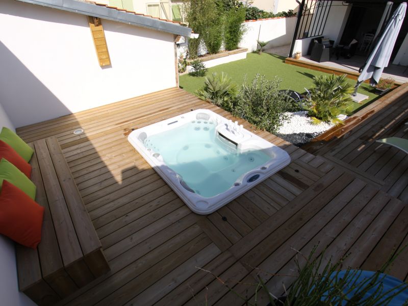 Sundance Hot Tub Installation Lake Victoria Langford