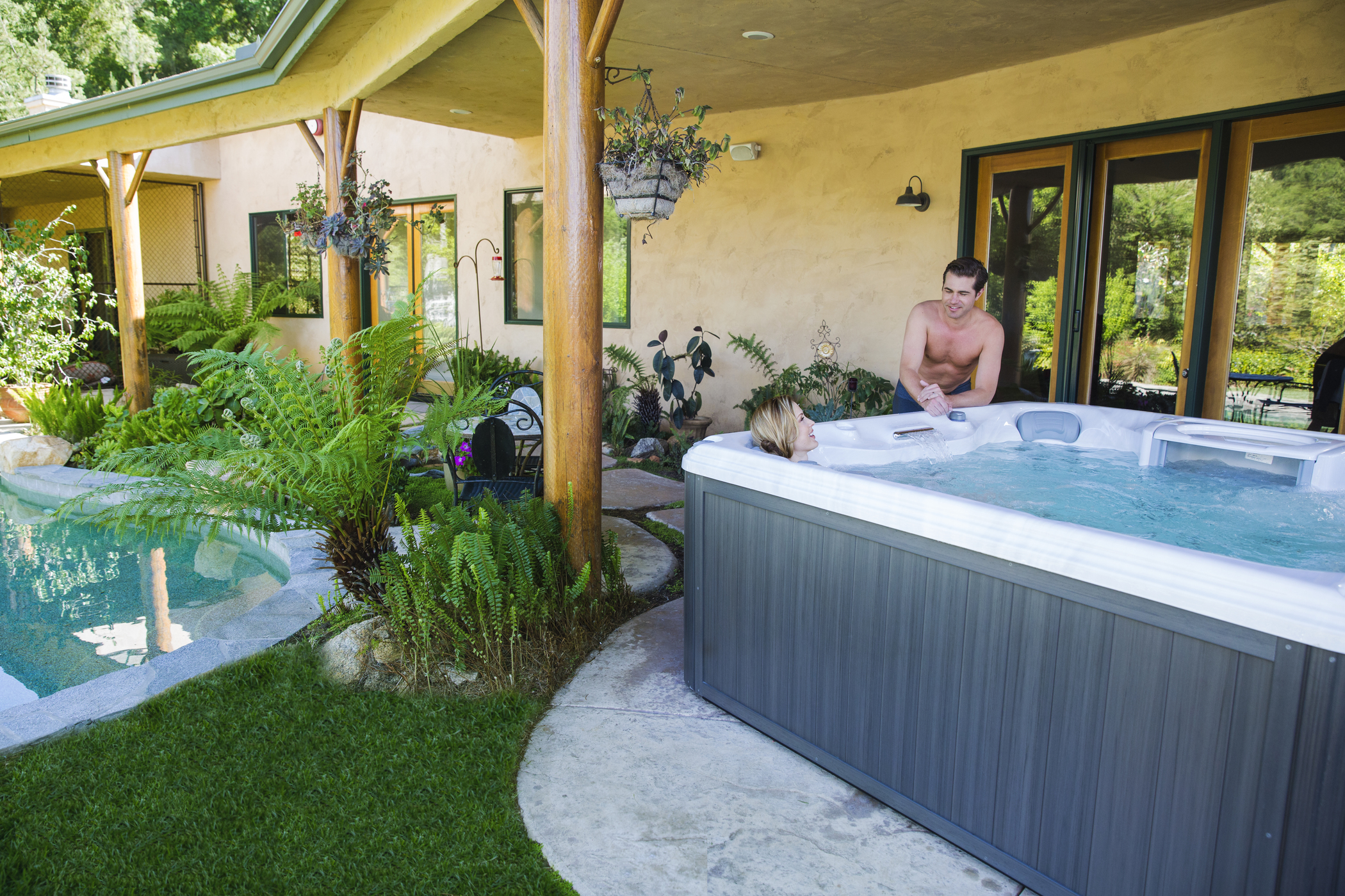 How Long Should I Stay Inside a Hot Tub For? 