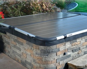 Smartop Spa Cover on a hot tub